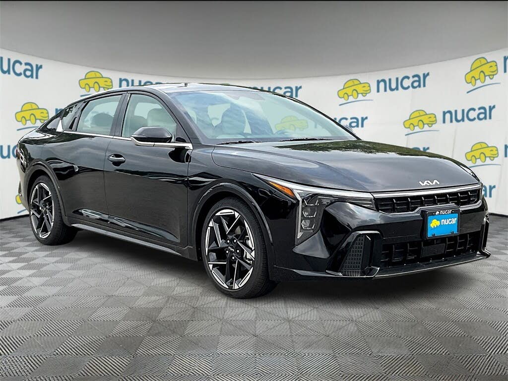 2025 Kia K4 GT-Line FWD