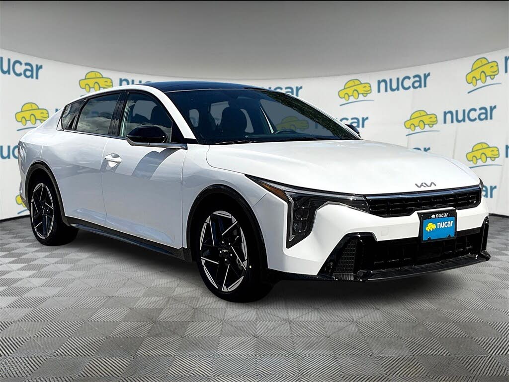 2025 Kia K4 GT-Line FWD