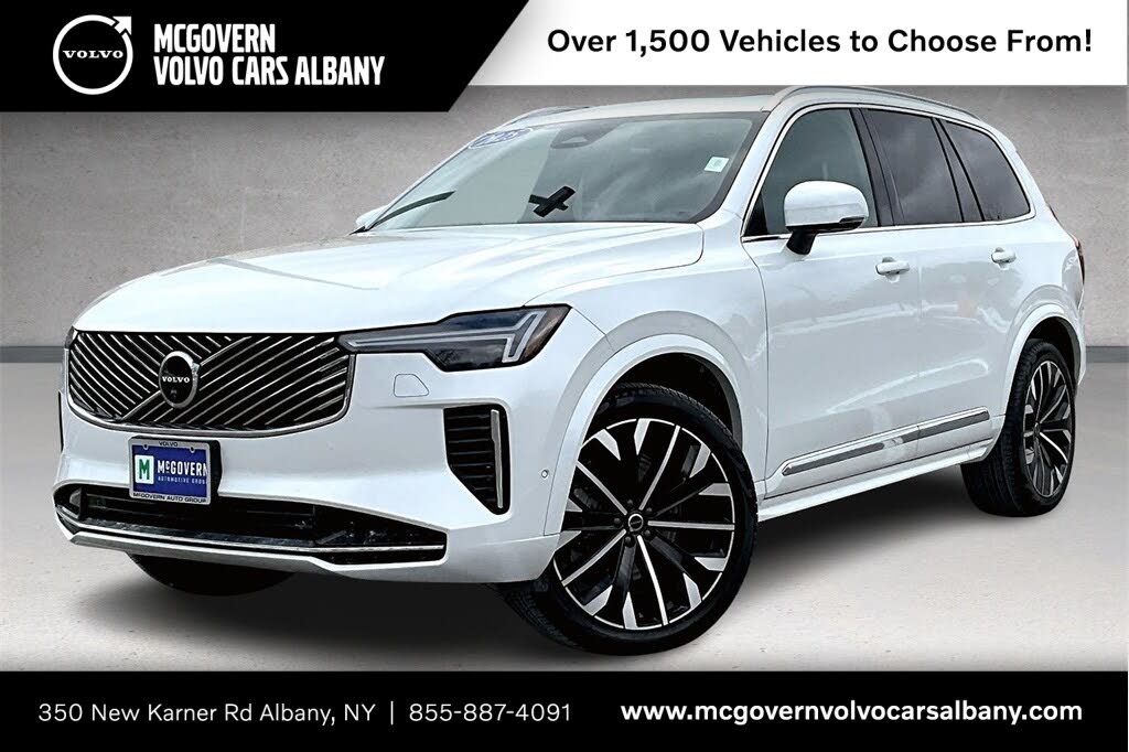 2025 Volvo XC90 B6 Plus Bright Theme 7-Passenger AWD