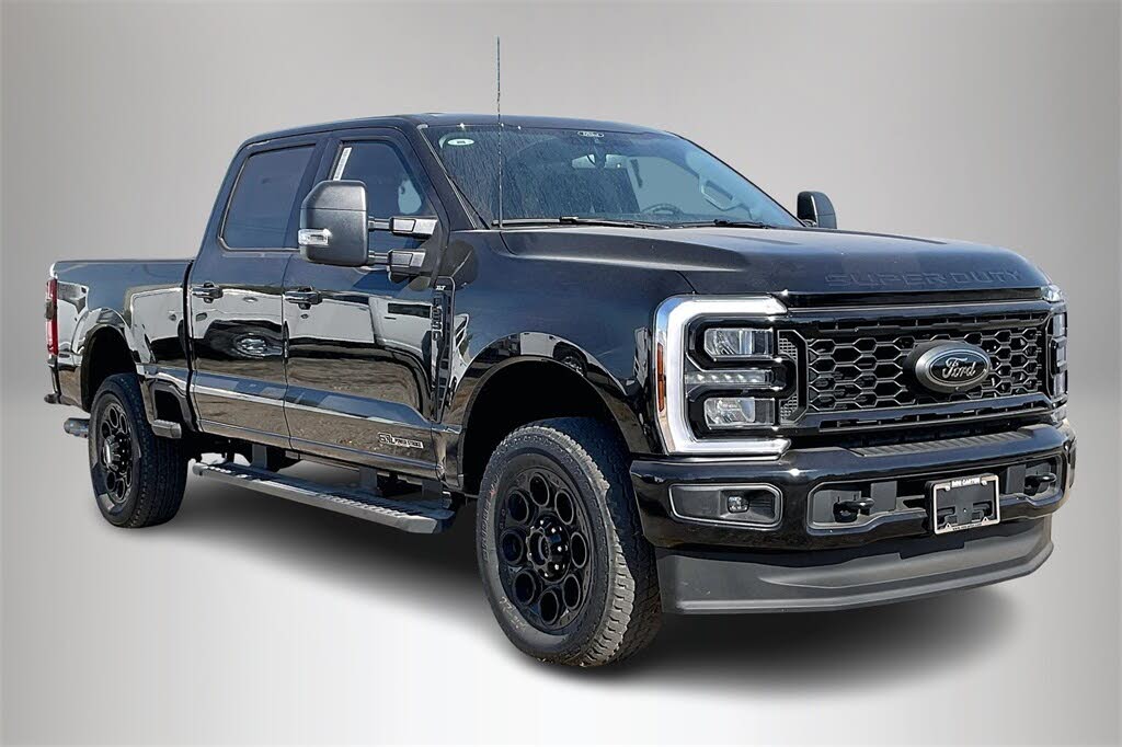 2026 Ford F-250 Super Duty XLT Crew Cab 4WD