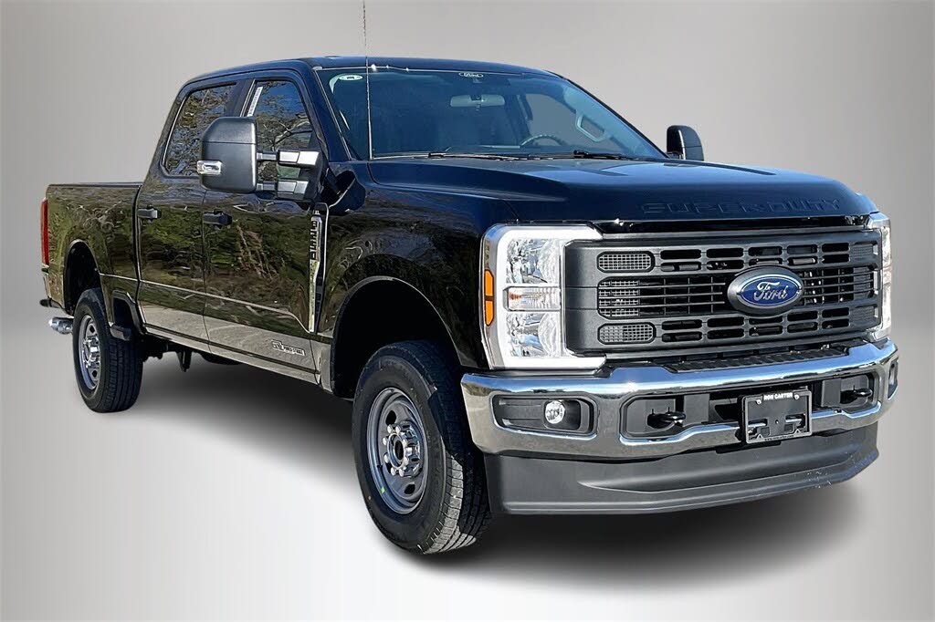 2026 Ford F-250 Super Duty XL Crew Cab 4WD