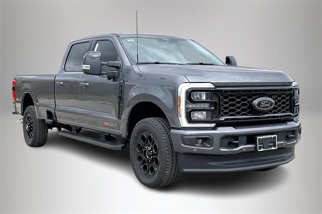 2026 Ford F-350 Super Duty Lariat Crew Cab 4WD