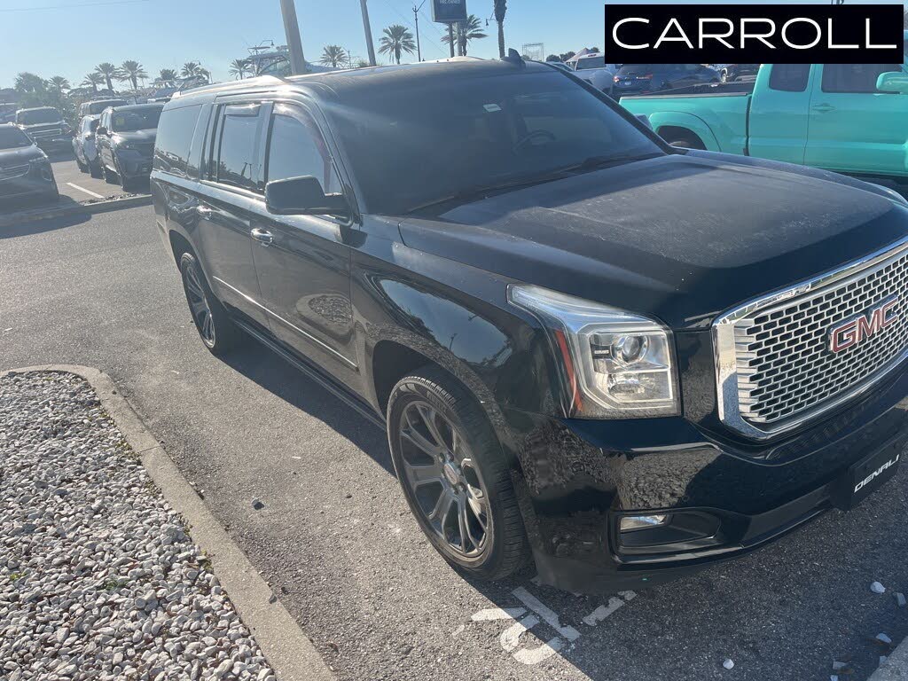 2017 GMC Yukon XL Denali 4WD