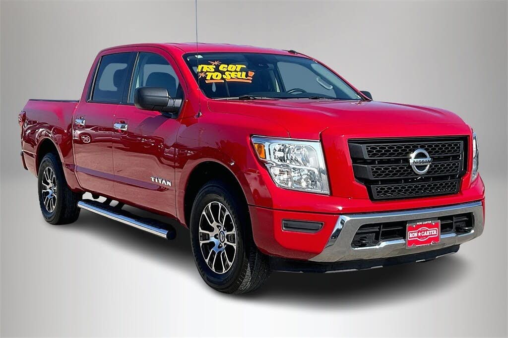2021 Nissan Titan SV Crew Cab 4WD