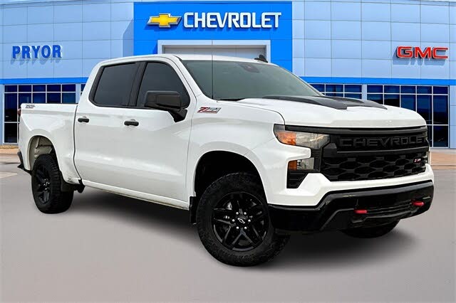 2024 Chevrolet Silverado 1500 Custom Trail Boss Crew Cab 4WD