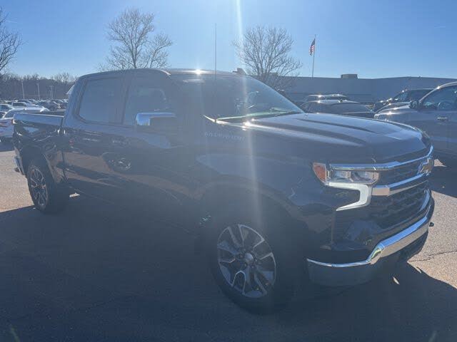 2024 Chevrolet Silverado 1500 LT Crew Cab 4WD