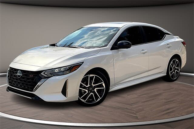 2025 Nissan Sentra SR FWD