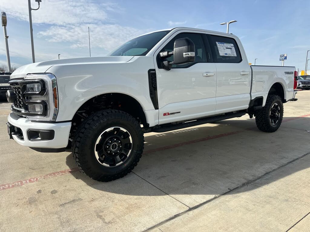 2026 Ford F-250 Super Duty Lariat Crew Cab 4WD