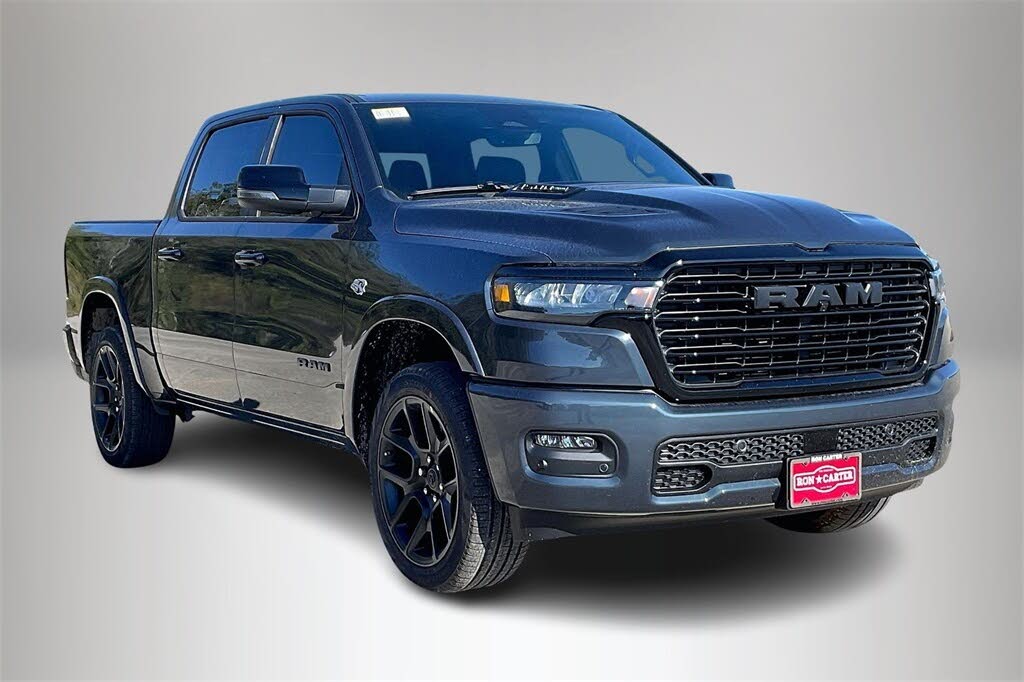 2026 RAM 1500 Laramie Crew Cab 4WD