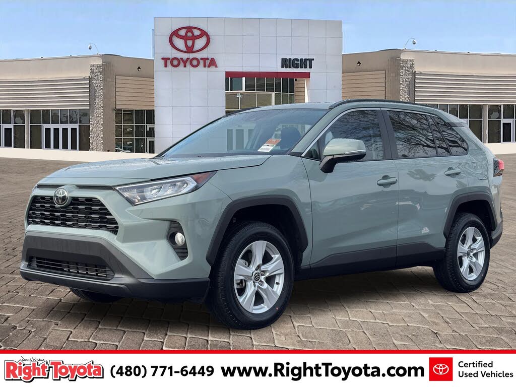 2021 Toyota RAV4 XLE FWD