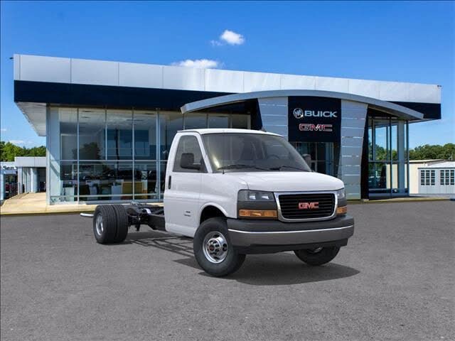 2025 GMC Savana Chassis 3500 159 Cutaway RWD