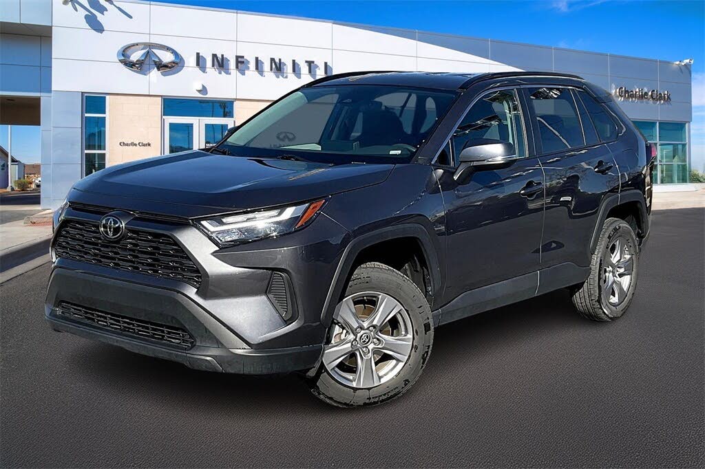 2025 Toyota RAV4 XLE FWD