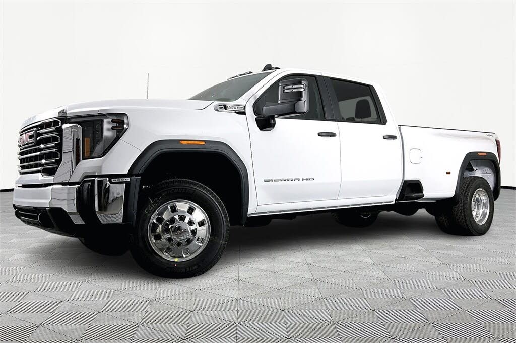 2026 GMC Sierra 3500HD Pro Crew Cab 4WD
