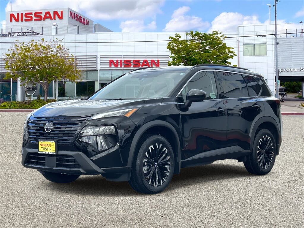 2026 Nissan Rogue SV FWD