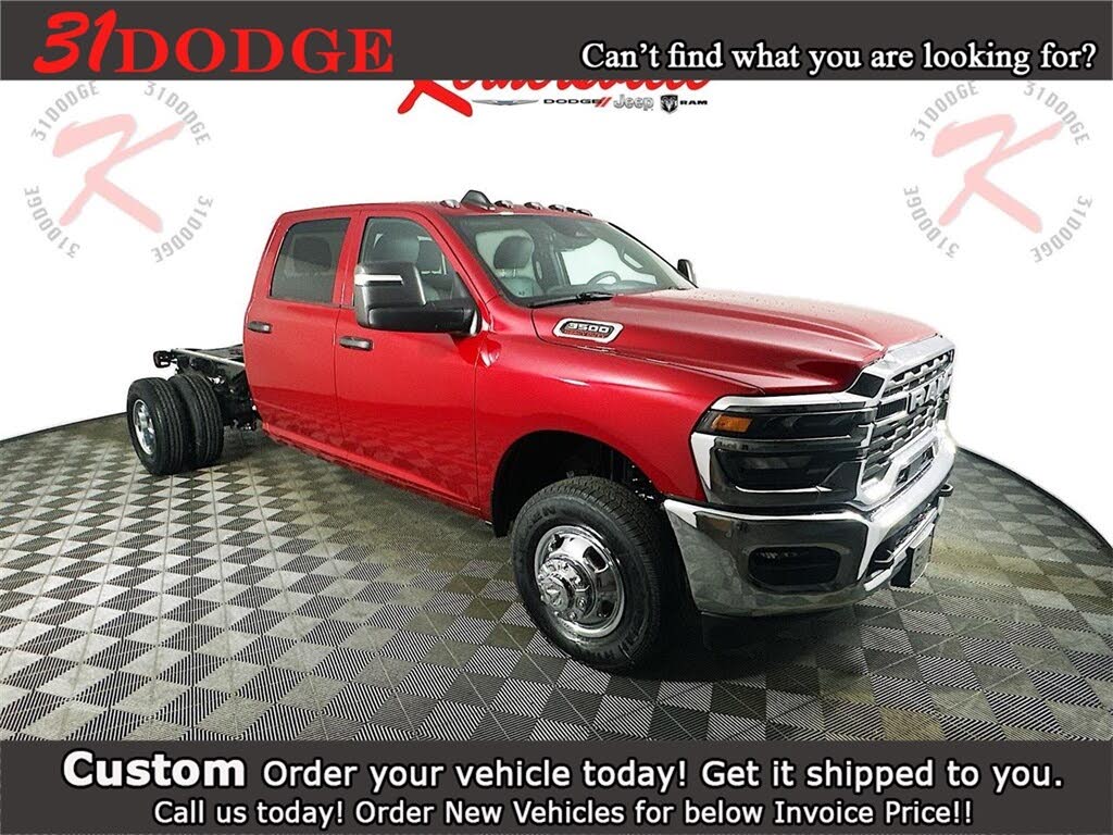 2026 RAM 3500 Chassis Tradesman Crew Cab LB DRW 4WD