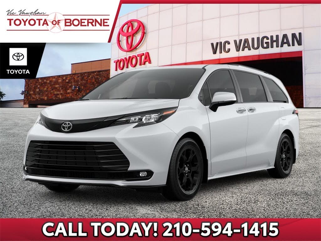 2026 Toyota Sienna Woodland Edition 7-Passenger AWD