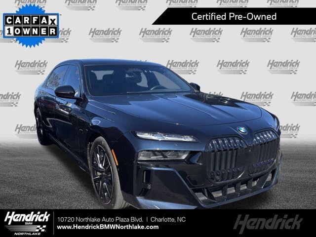 2023 BMW 7 Series 740i RWD