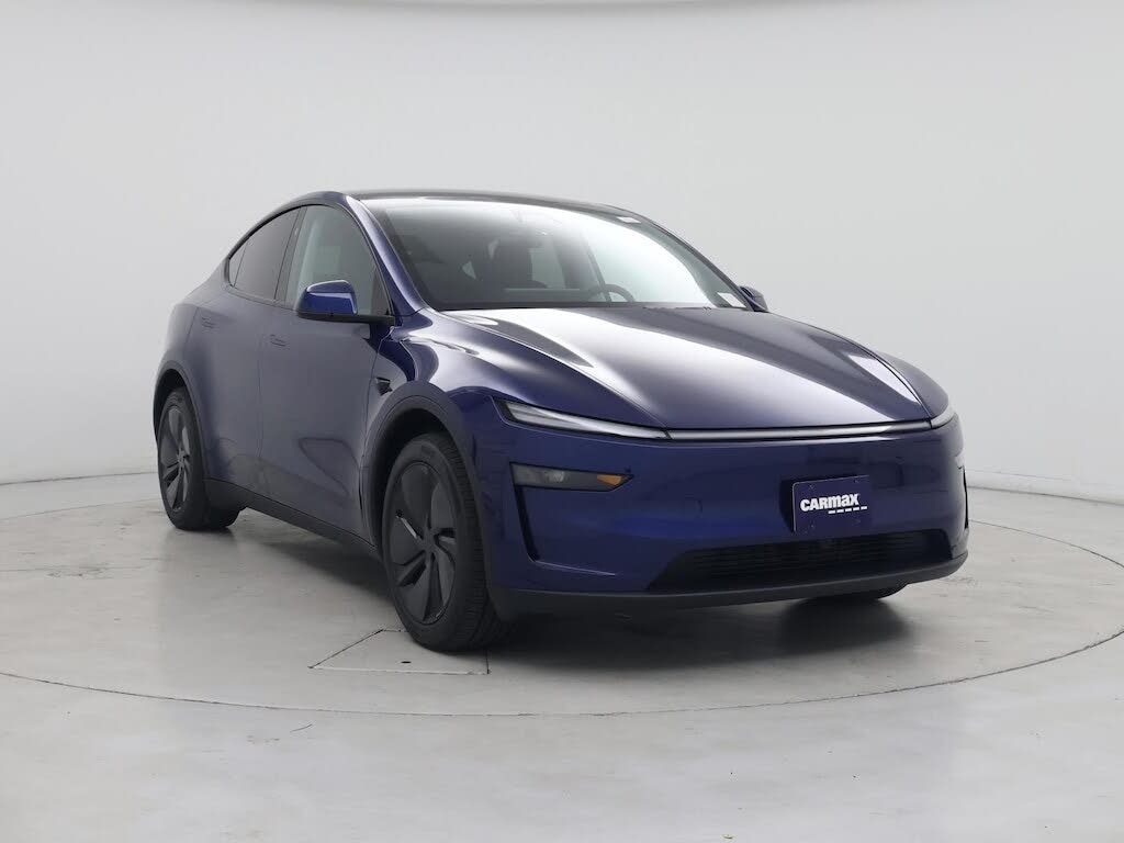2026 Tesla Model Y Long Range RWD