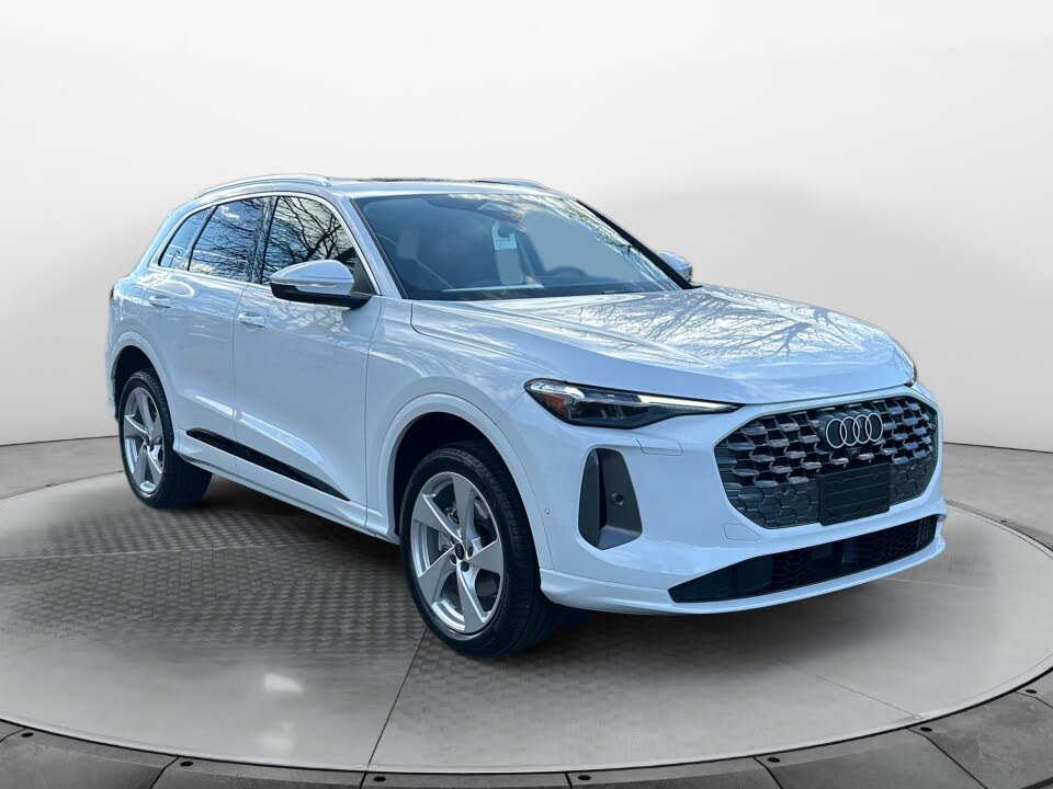 2025 Audi Q5 quattro Premium Plus 40 TFSI