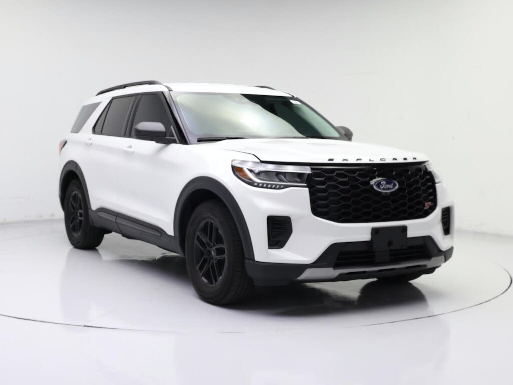 2025 Ford Explorer Active RWD