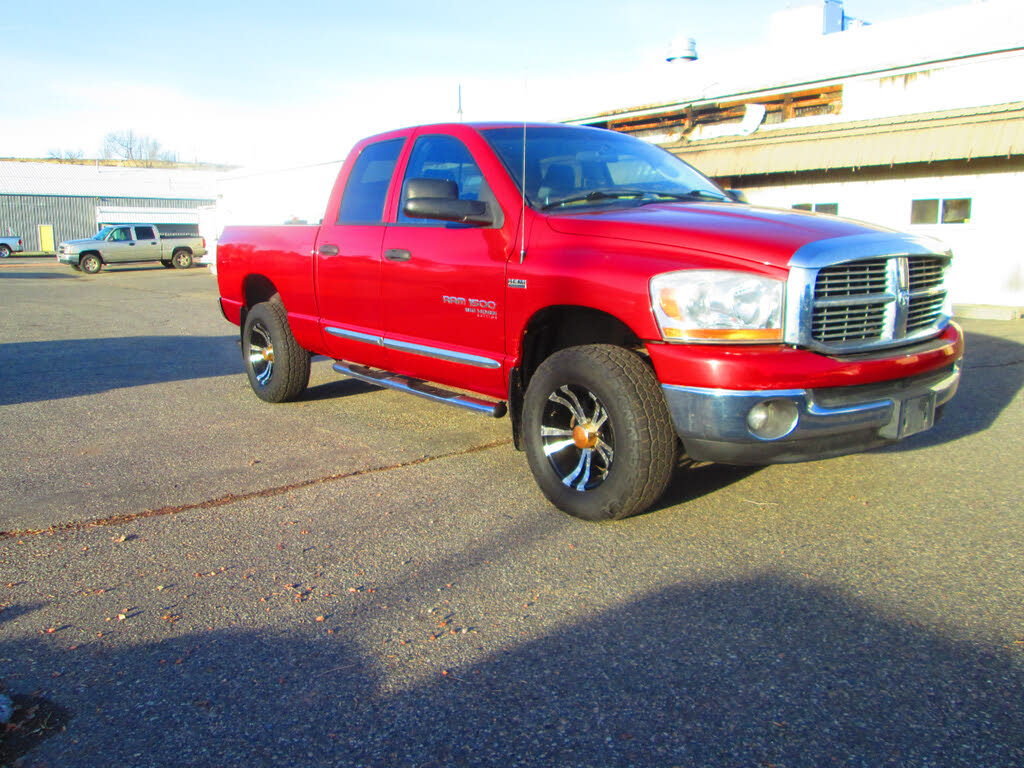 2006 Dodge RAM 1500 SLT Quad Cab 4WD