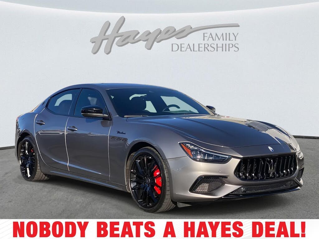 2022 Maserati Ghibli Modena RWD