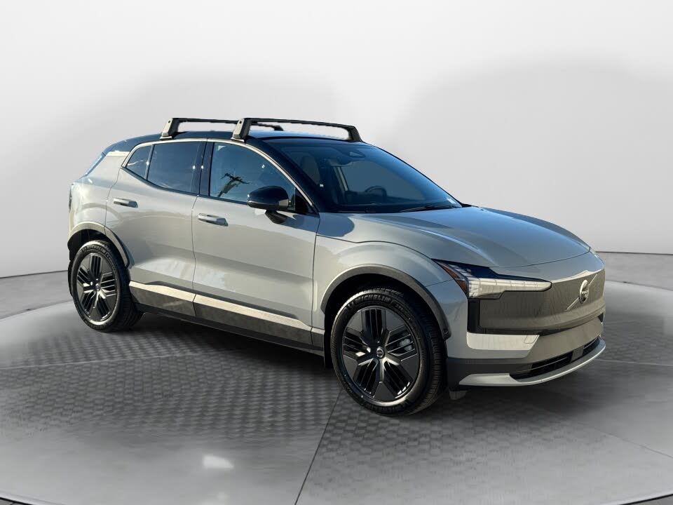 2026 Volvo EX30 Cross Country Twin Ultra eAWD
