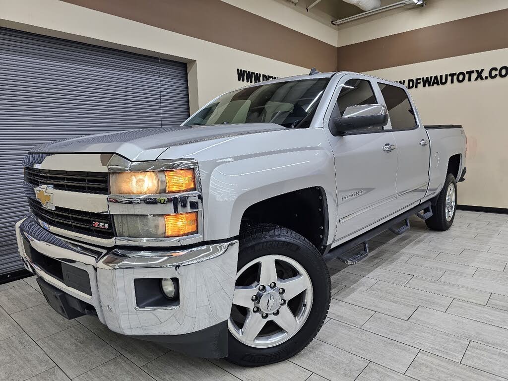 2015 Chevrolet Silverado 2500HD LTZ Crew Cab 4WD