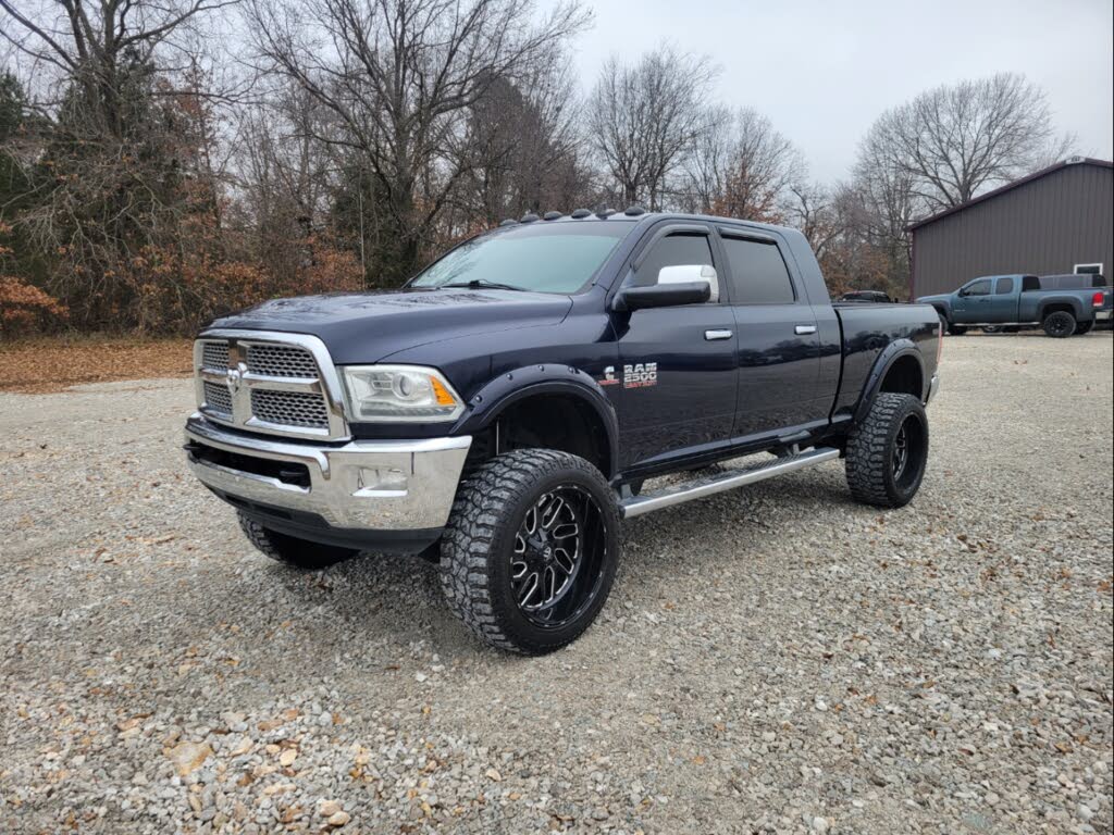 2015 RAM 2500 Laramie Mega Cab 4WD