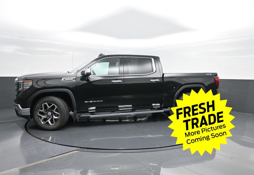 2023 GMC Sierra 1500 SLT Crew Cab 4WD