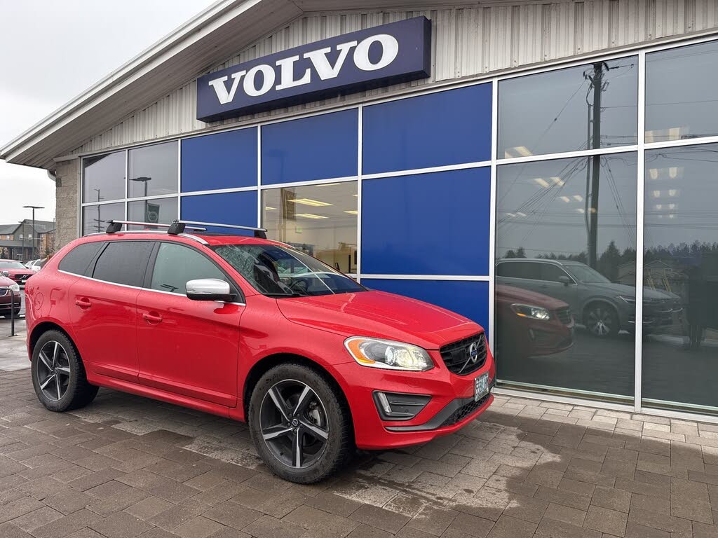 2016 Volvo XC60 T6 Drive-E R-Design Platinum AWD