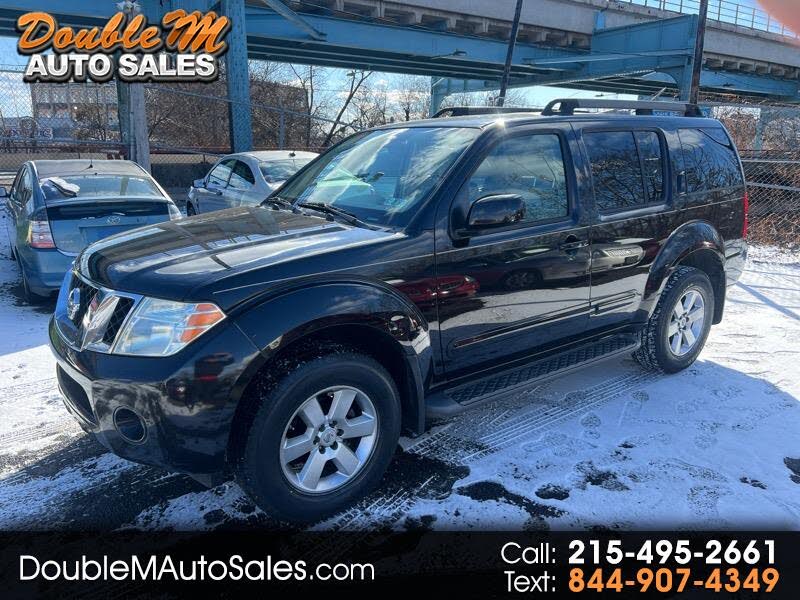 2011 Nissan Pathfinder LE V6 4WD