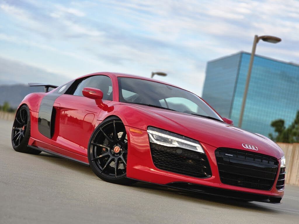 2014 Audi R8 quattro V8 Coupe AWD