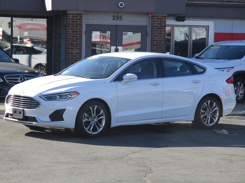 2019 Ford Fusion SEL