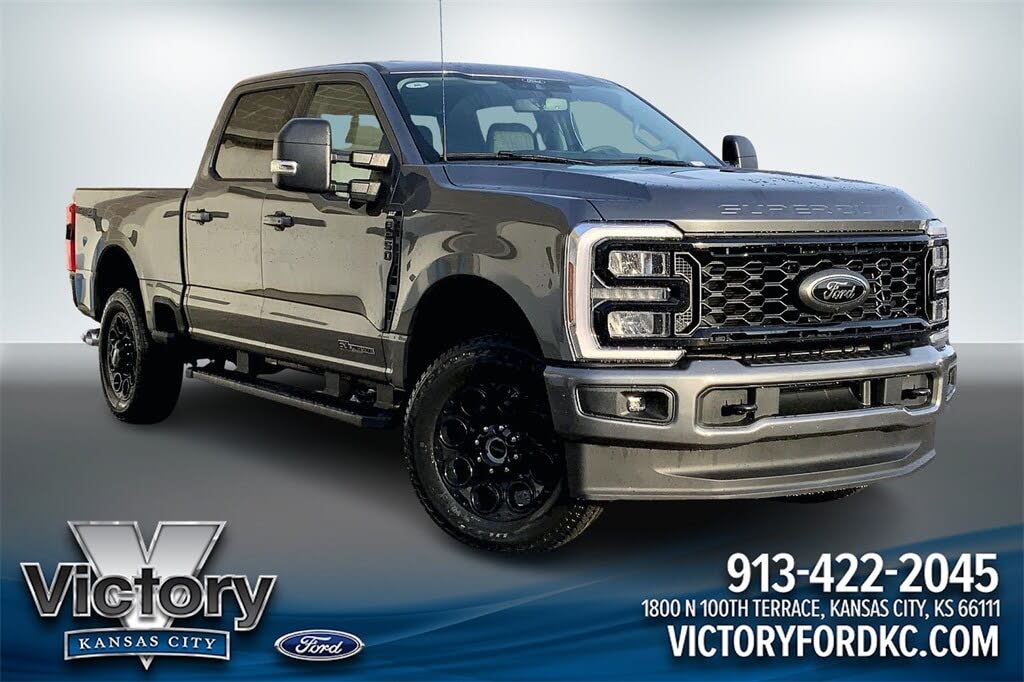 2026 Ford F-250 Super Duty XLT Crew Cab 4WD