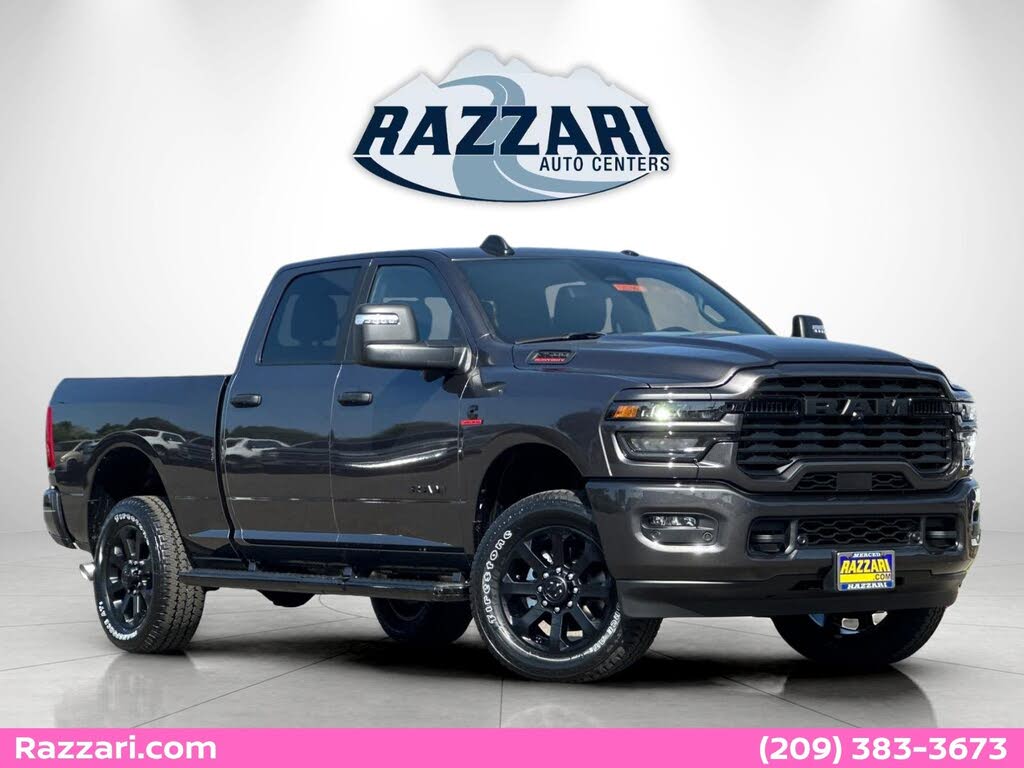 2025 RAM 2500 Big Horn Crew Cab 4WD