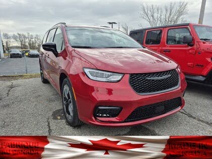 Chrysler Pacifica Select FWD 2026