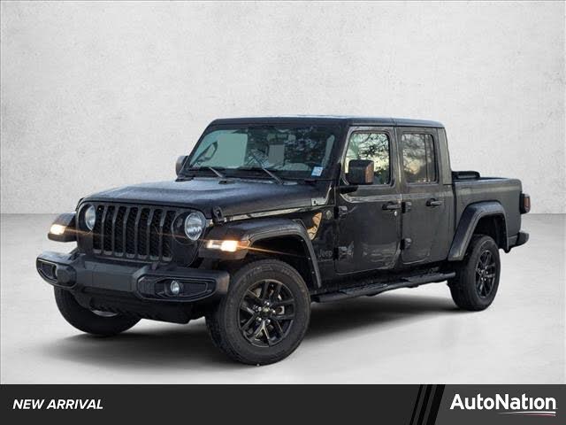 2022 Jeep Gladiator Altitude Crew Cab 4WD