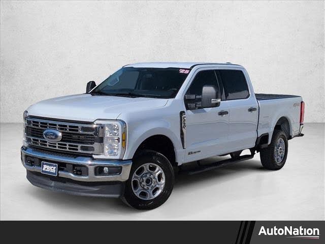 2025 Ford F-250 Super Duty XLT Crew Cab 4WD
