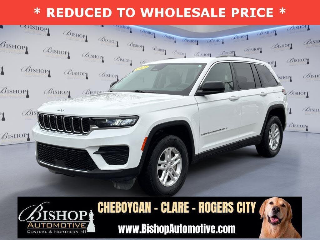 2023 Jeep Grand Cherokee Laredo 4WD