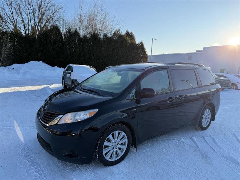 2017 Toyota Sienna LE 7-Passenger AWD