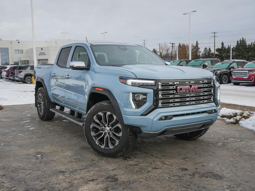 2025 GMC Canyon Denali Crew Cab 4WD