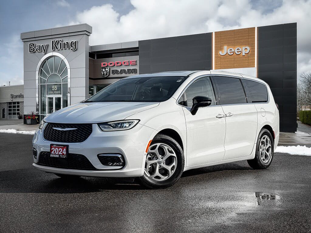 Chrysler Pacifica Limited FWD 2024