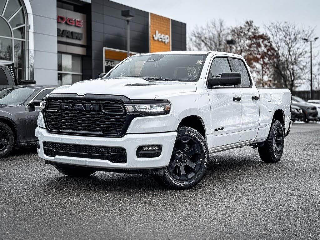 RAM 1500 Tradesman Quad Cab 4WD 2025