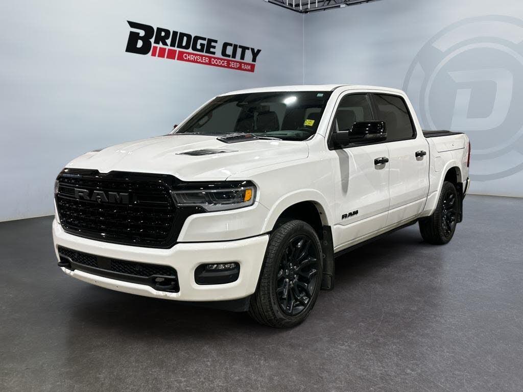 2025 RAM 1500 Limited Crew Cab 4WD
