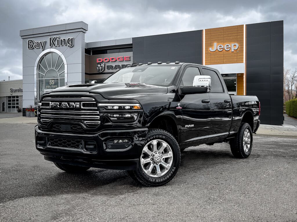 RAM 2500 Laramie Crew Cab 4WD 2025