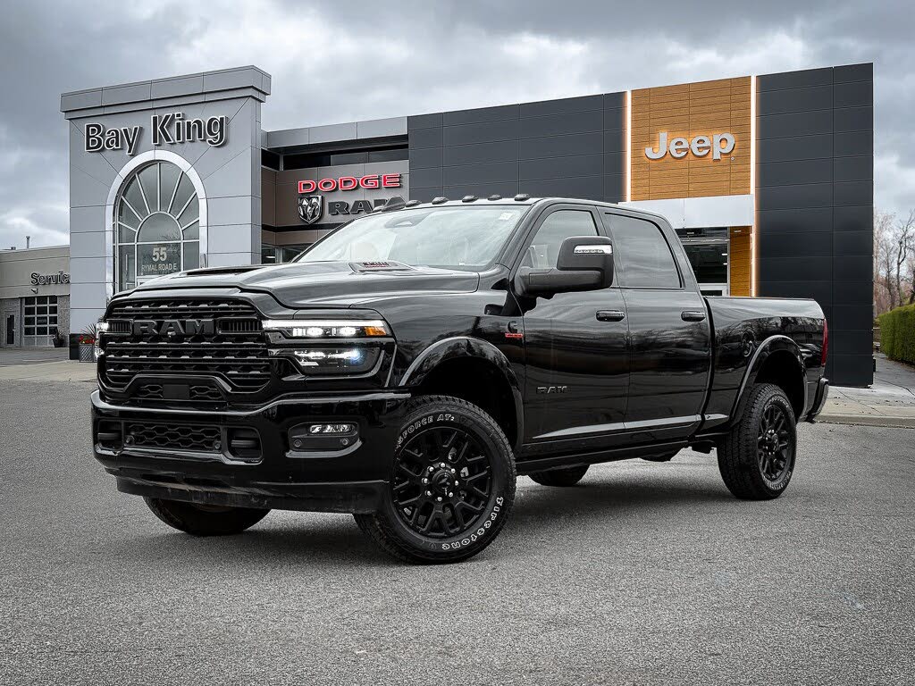 2025 RAM 3500 Limited Crew Cab 4WD