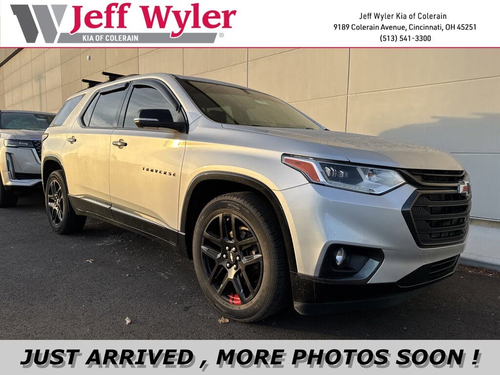 2021 Chevrolet Traverse Premier AWD