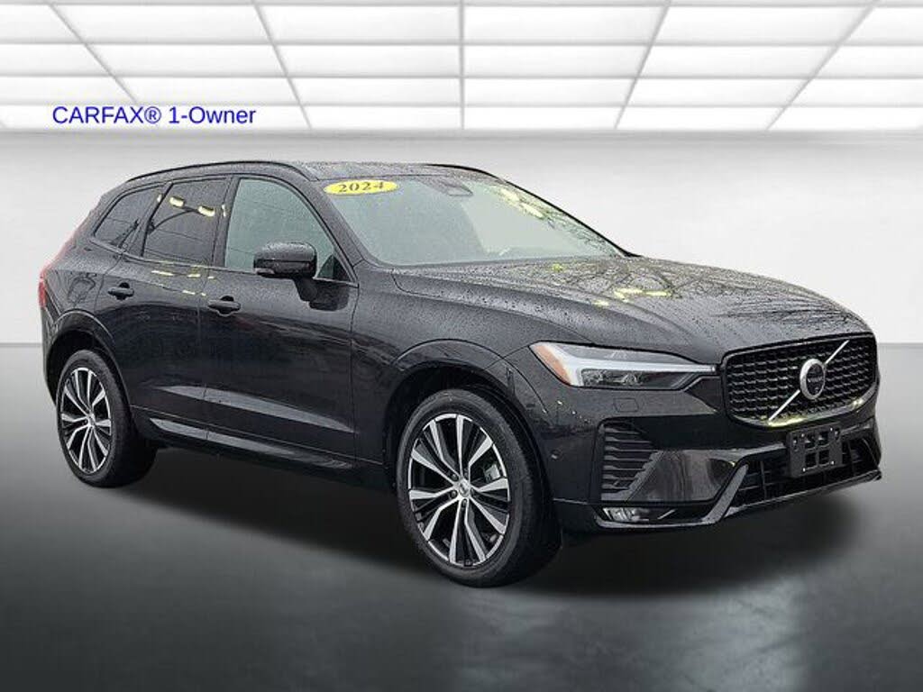 2024 Volvo XC60 B5 Plus Dark Theme AWD
