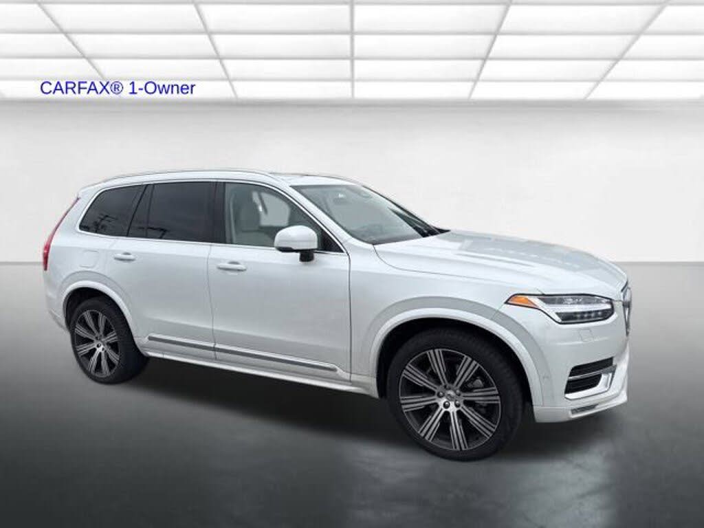 2024 Volvo XC90 B6 Ultimate Bright Theme 7-Passenger AWD